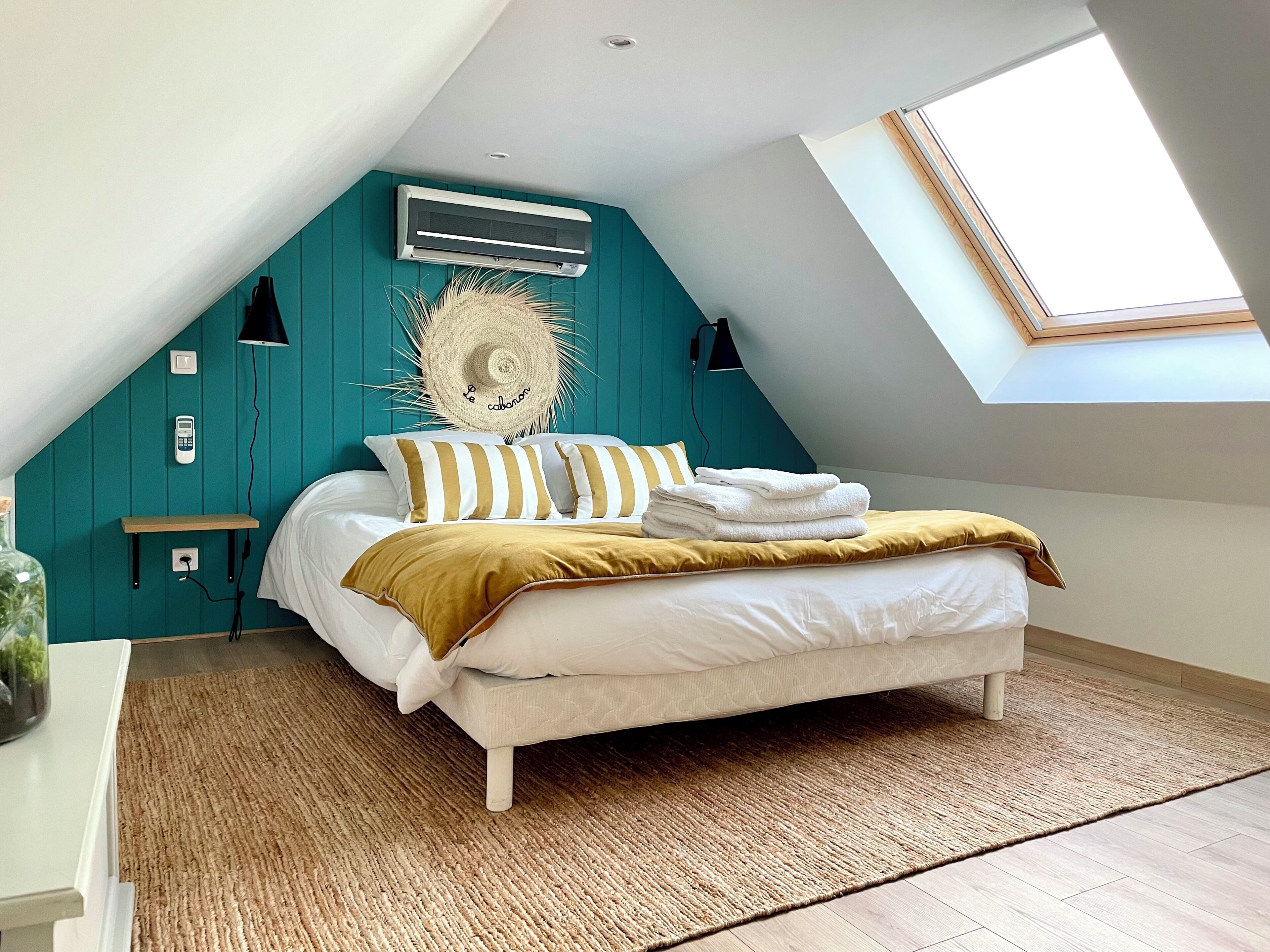 Classic Cottage, Balcony, Pool View | Premium bedding, memory foam beds, individually decorated