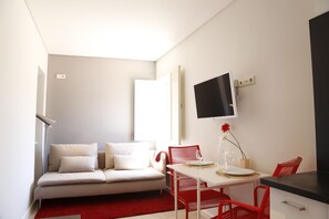 Apartment, 2 Bedrooms, River View | Living area | LED TV - Ribeira Cinema Apartments (Porto)