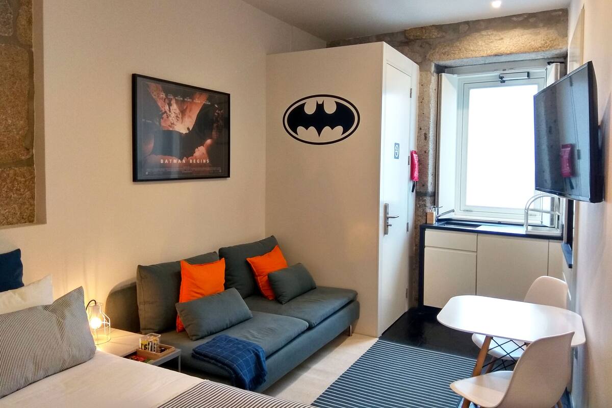 In-room safe, laptop workspace, iron/ironing board