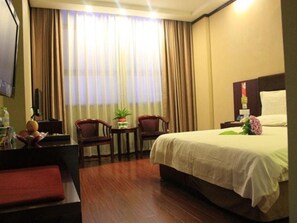 Blackout curtains, iron/ironing board, free WiFi