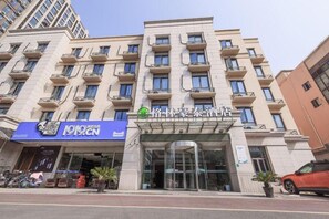 Exterior - Greentree Inn Shanghai Jiading Dazhong International Auto City Business Hotel (Shanghai)