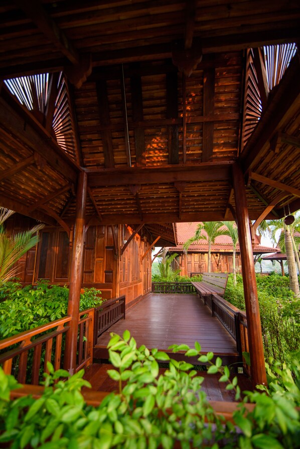 Hallway - Lamphurai Riverside Resort and Spa (Khao Saming)