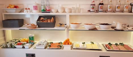 Daily buffet breakfast (EUR 5.00 per person)