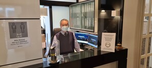 Reception - Hotel Cristall (Frankfurt)