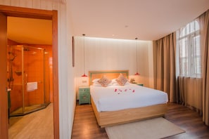 Elegant Queen Room
