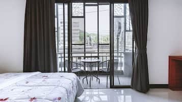 Apartment Double Room | 阳台