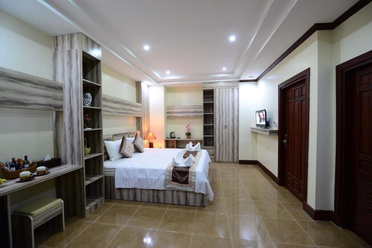 Deluxe Double Room, Balcony | 1 bilik tidur, cadar kapas Mesir, peralatan tempat tidur premium