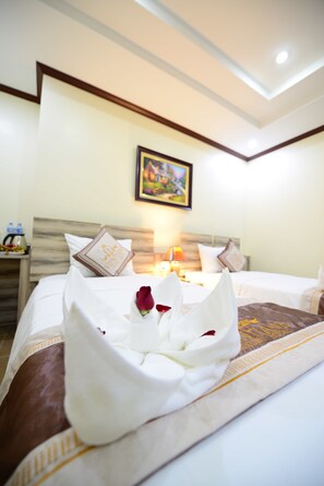 Egyptian cotton sheets, premium bedding, minibar, in-room safe - Vientiane Luxury Hotel (Vientiane)