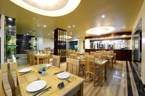 Restaurant - Vientiane Luxury Hotel (Vientiane)