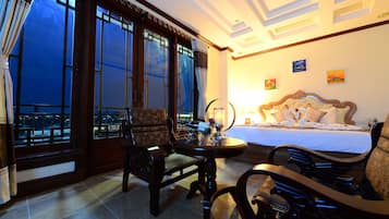 Premier Suite, Balcony | 1 bedroom, Egyptian cotton sheets, premium bedding, minibar