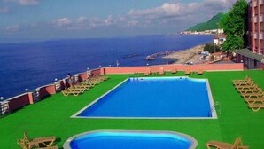 Outdoor pool - Abana Berrunil Otel (Bozkurt)
