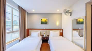 Luxury Room | Minibar, in-room safe, iron/ironing board, free WiFi