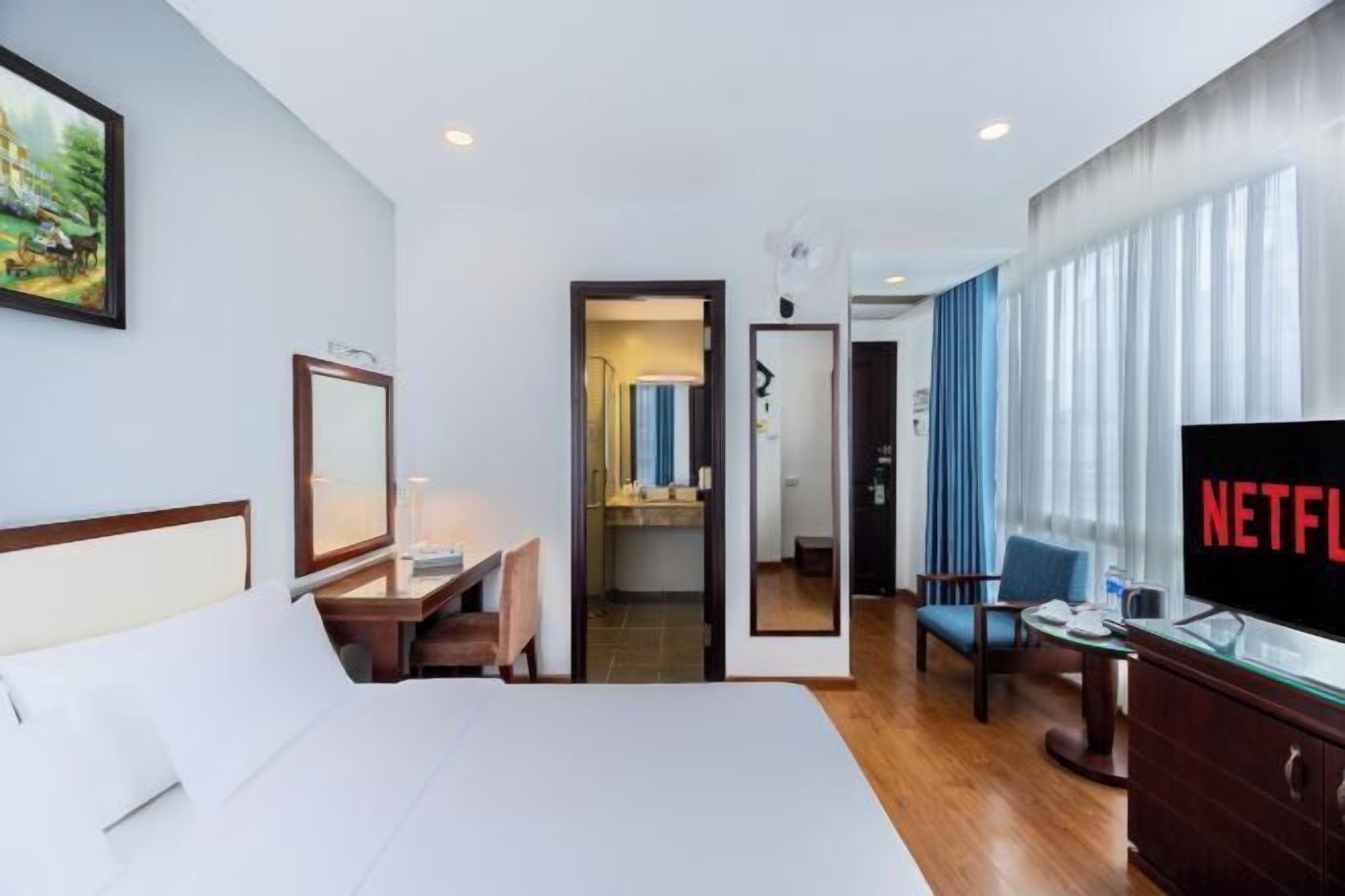 Minibar y caja de seguridad en la habitación 