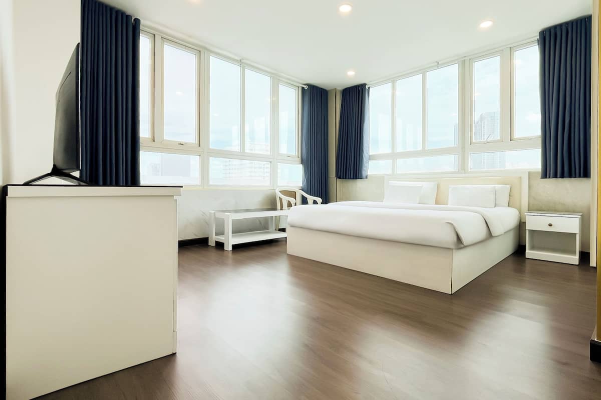 Deluxe Suite Double | Minibar, caja fuerte, tabla de planchar con plancha y wifi gratis