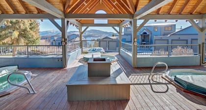 Lake Forest 201f 2 Bedroom Condo by RedAwning
