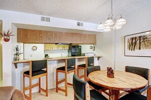 Condo, 2 Bedrooms | Private kitchen