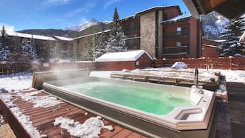 Appartement, 2 slaapkamers | Spa | Een bubbelbad