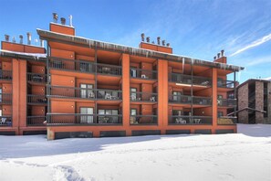 Condo, 2 Bedrooms | Exterior - Mountainside  162h 2 Bedroom Condo by RedAwning (Frisco)