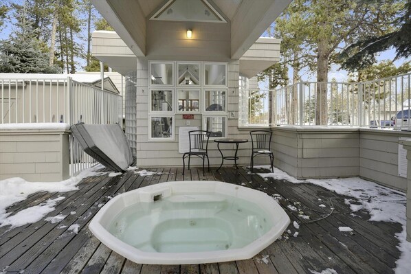 Condo, 2 Bedrooms | Outdoor spa tub