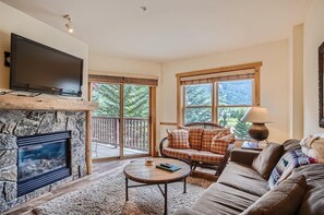 Condo, 2 Bedrooms | Living area | TV