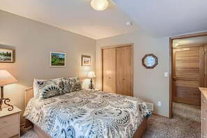 Townhome, 3 Bedrooms | 3 bedrooms, free WiFi