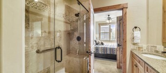 S Off Main #4 2 Bedroom Condo by RedAwning