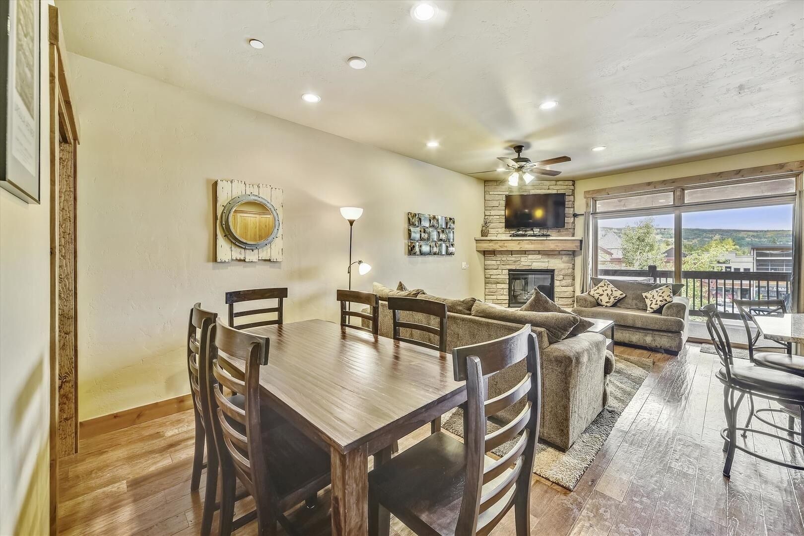 Condo, 2 Bedrooms | Private kitchen | Microwave, oven, coffee/tea maker, cookware/dishes/utensils