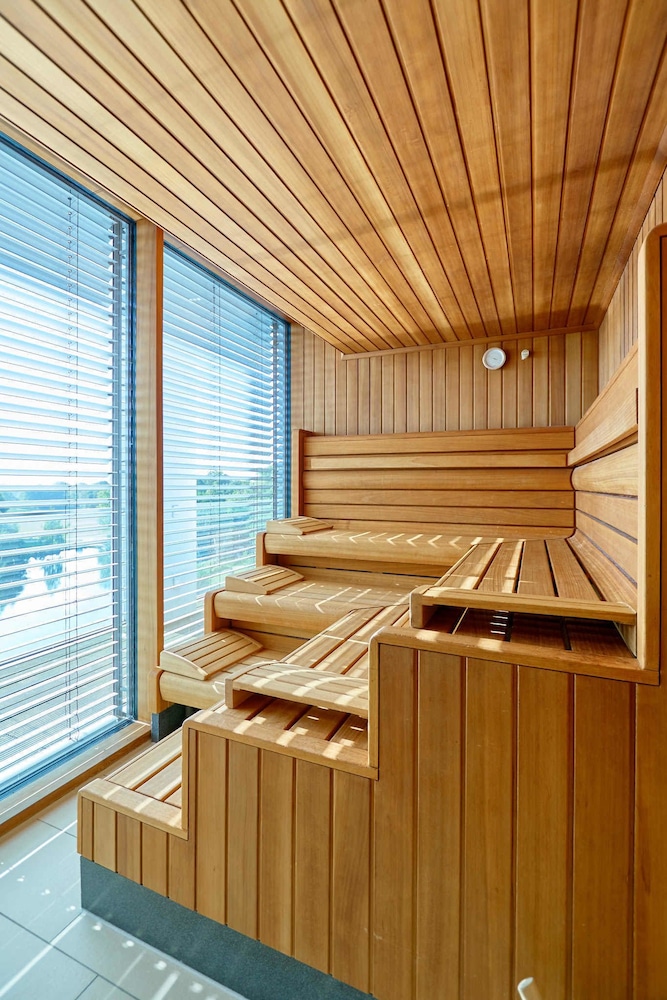 LAGO hotel&restaurant by null