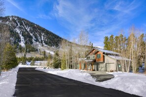 House, 4 Bedrooms | Bahagian luar