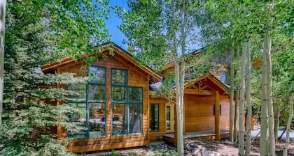 Frisco Cedar 225 4 Bedroom Home by RedAwning