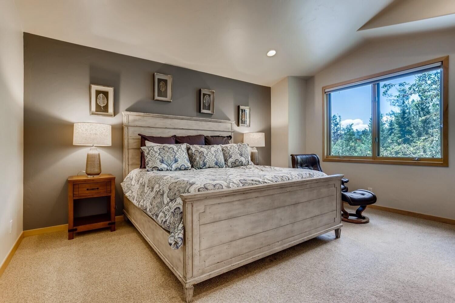 4 bedrooms, free WiFi
