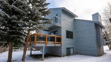 Huis, 4 slaapkamers | Exterieur