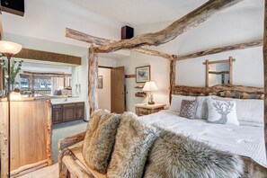 Townhome, 3 Bedrooms | 3 bedrooms, free WiFi