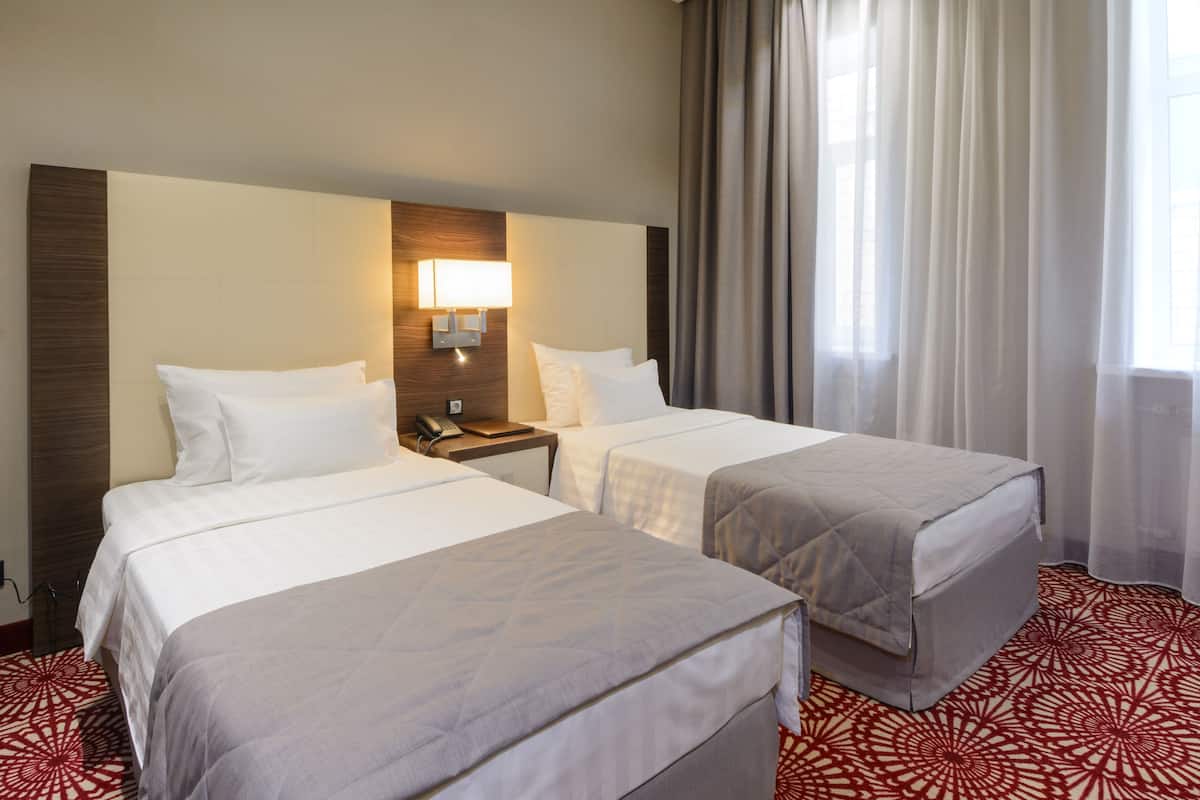 Minibar, in-room safe, desk, soundproofing