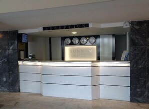 Reception - Sonnen Hotel (Marmaris)