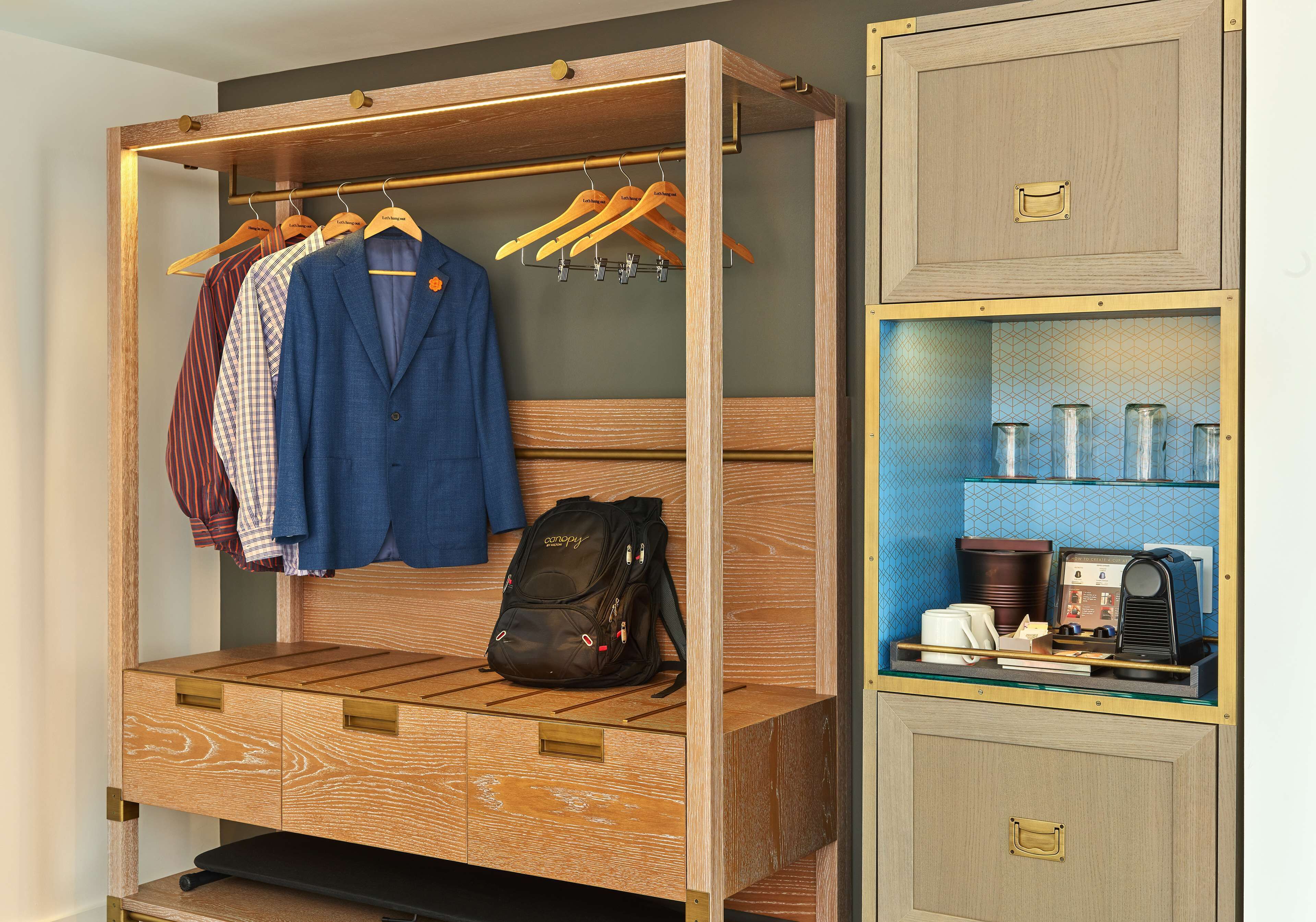 premium bedding, in-room safe, desk, laptop workspace