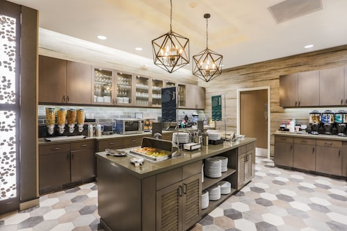 Homewood Suites by Hilton Charleston Historic District