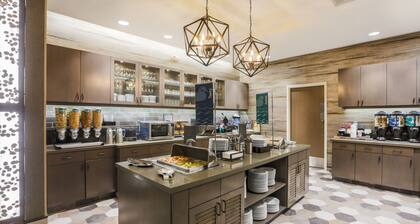 Homewood Suites by Hilton Charleston Historic District