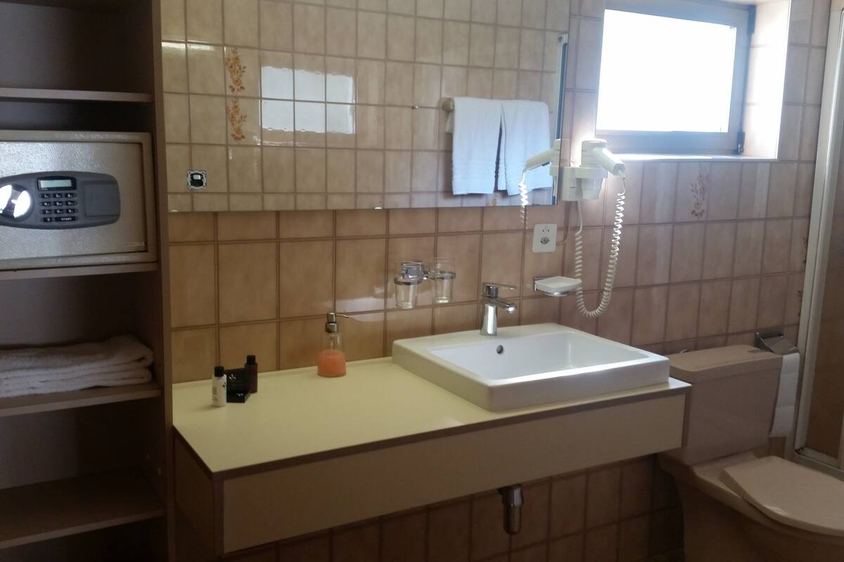 minibar, in-room safe, desk, soundproofing