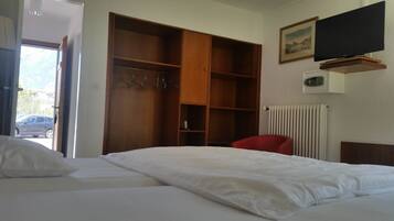 Chambre Simple | Coffre-fort