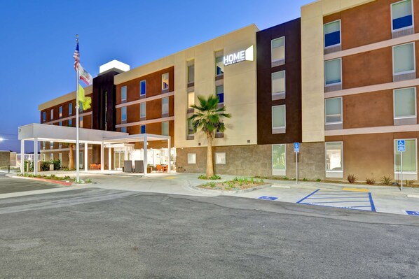 Exterior - Home2 Suites by Hilton Azusa (Azusa)