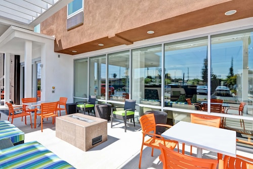 Home2 Suites by Hilton Azusa