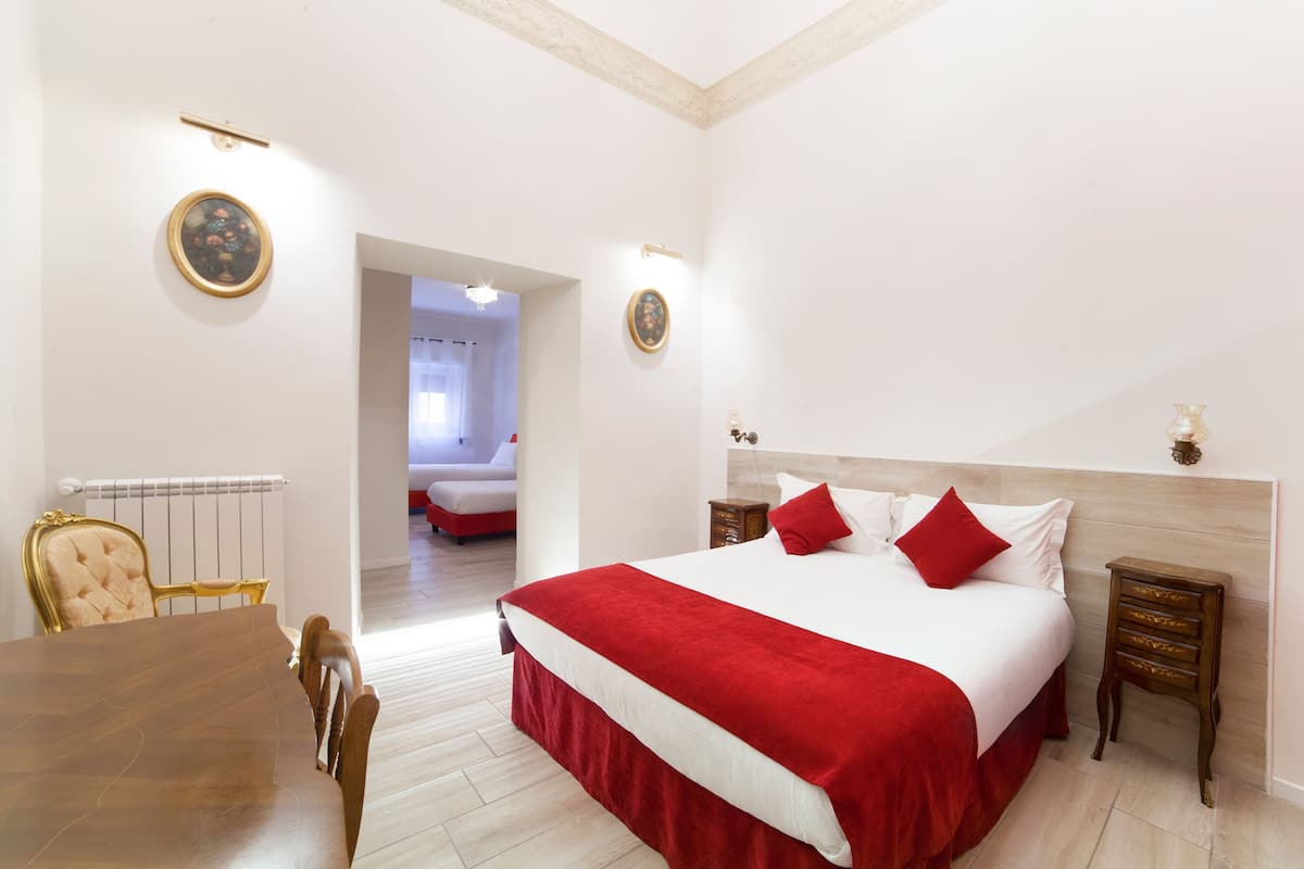 Suite | 1 slaapkamer, een strijkplank/strijkijzer, gratis wifi