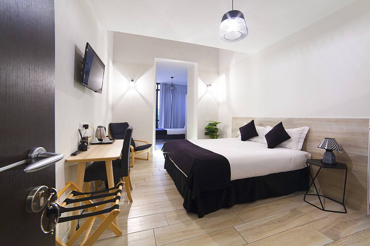 Junior Suite | Iron/ironing board, free WiFi