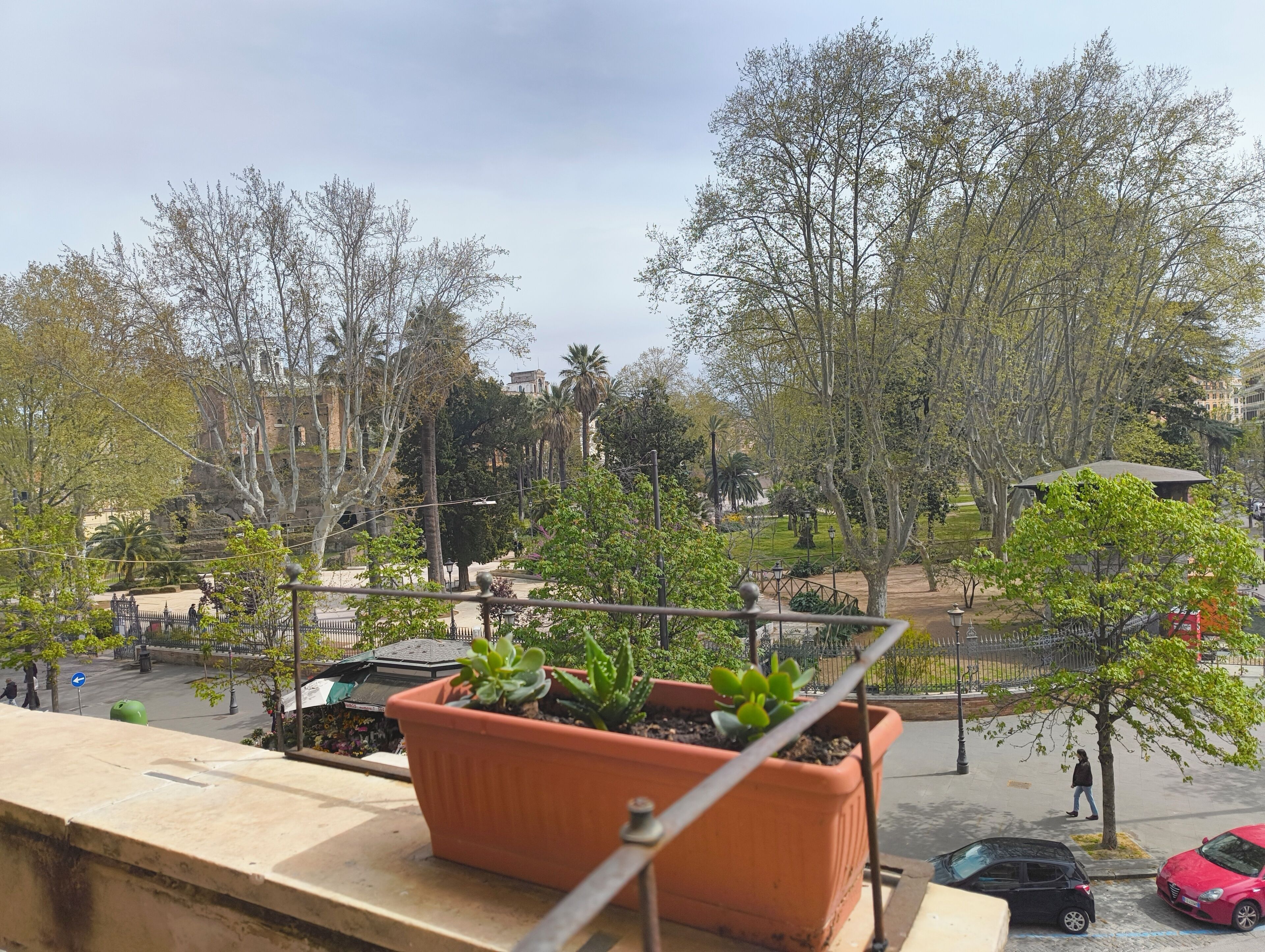 Habitación doble, balcón | Tabla de planchar con plancha y wifi gratis 