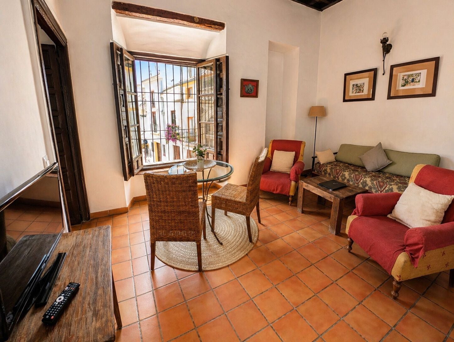 Apartment, 1 Bedroom | Living area