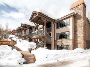 Condo, 2 Bedrooms | Exterior