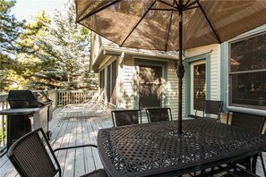 House, 5 Bedrooms, Patio, Mountain View (West End Splendor) | Terrace/patio - West End Splendor - 5 Bedrooms Home (Aspen)