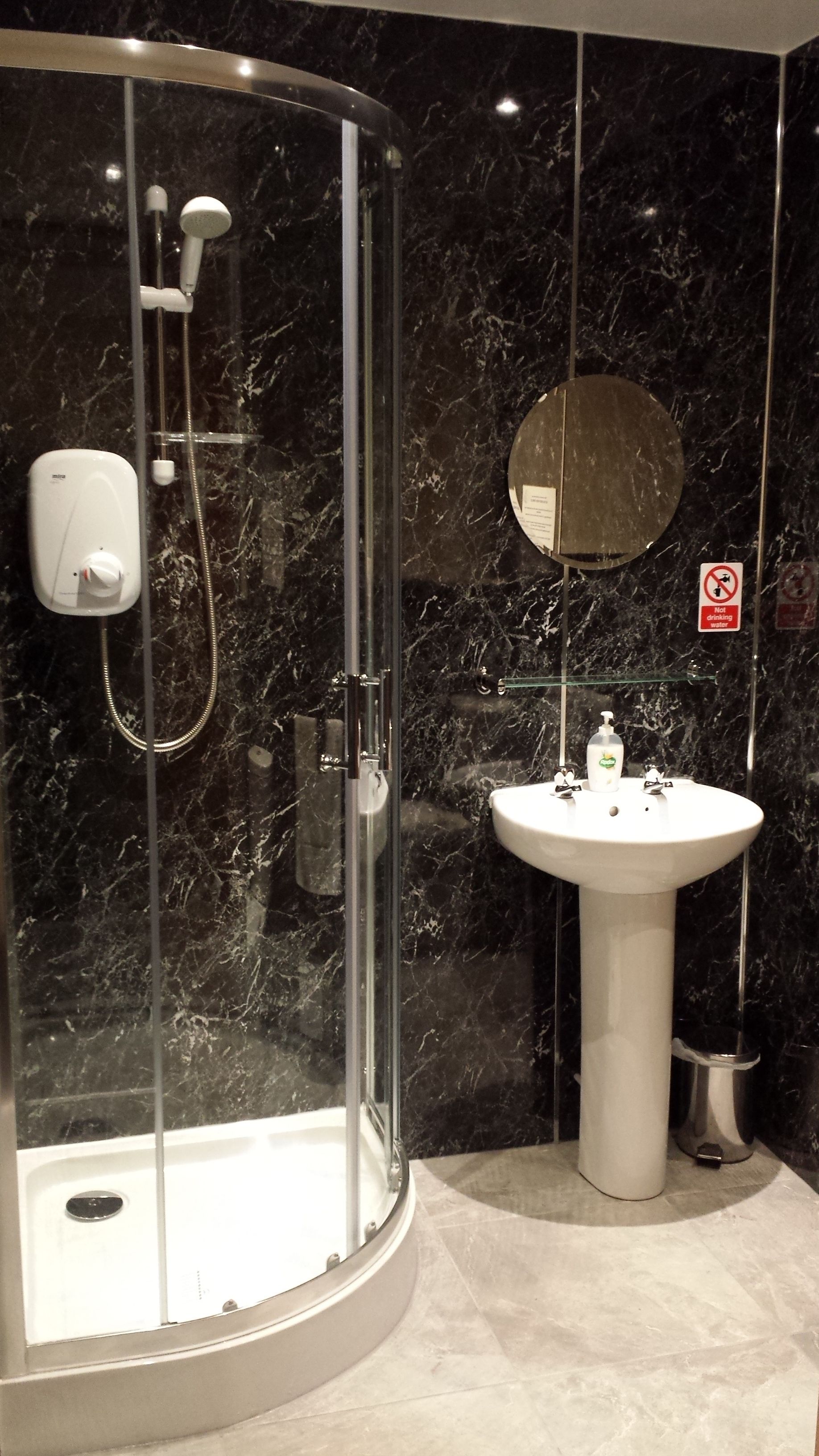superior twin room | bathroom | shower, free toiletries, hair dryer, towels