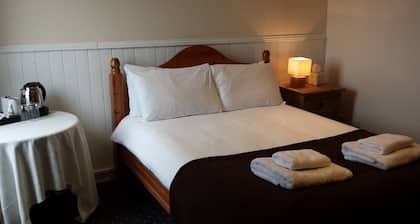 Star Hotel